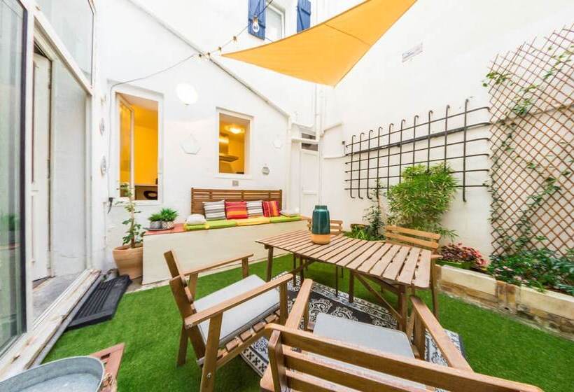 בית מלון כפרי Le Rétro Mirabeau