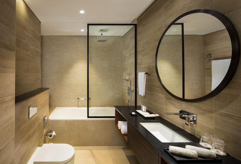 هتل Millennium Al Barsha