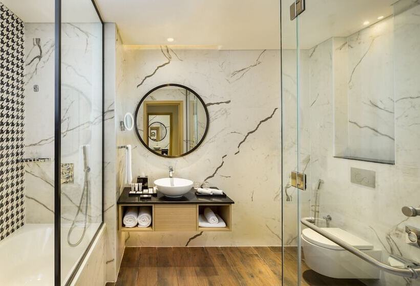 هتل Millennium Al Barsha