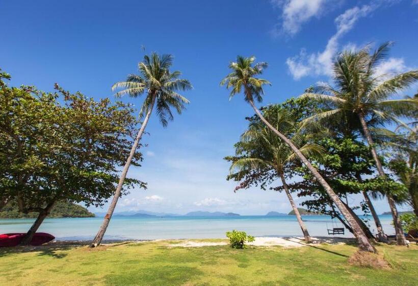 هتل Mira Montra Resort Koh Mak