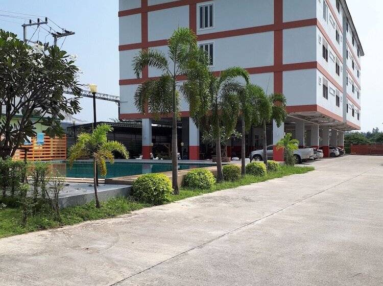 هتل Peerapa Place