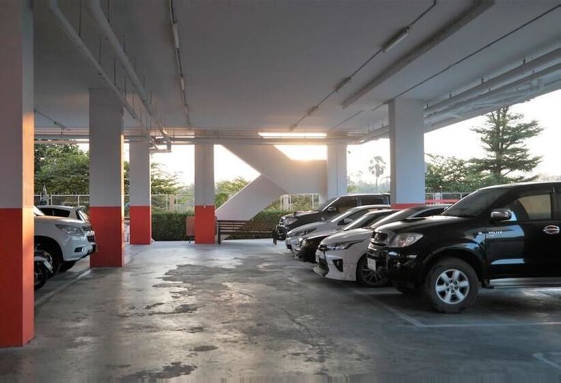 호텔 Peerapa Place