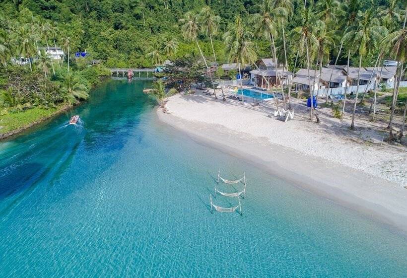 בית מלון כפרי Rest Sea Resort Koh Kood