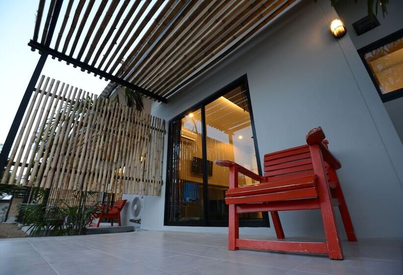 בית מלון כפרי Sabye D Resort At Surat