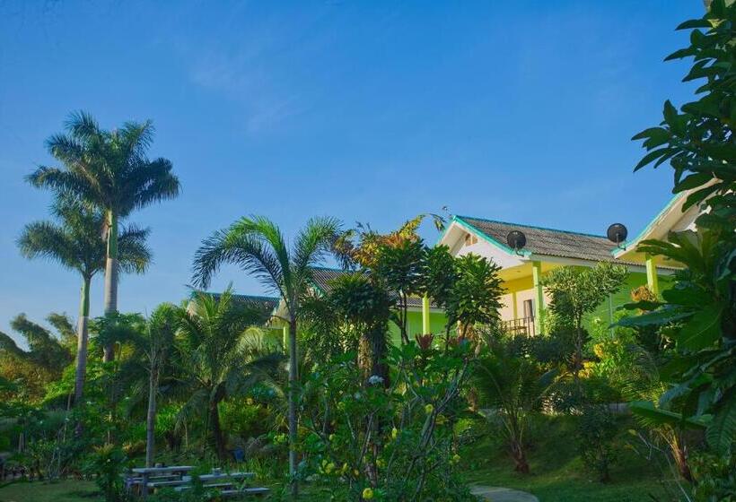 هتل Sea View Resort