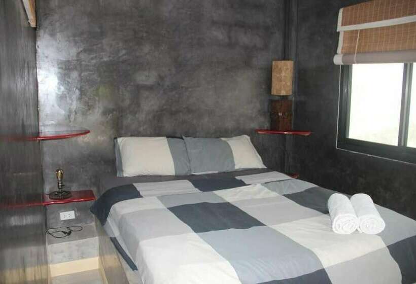 Отель The Beach House Bungalows