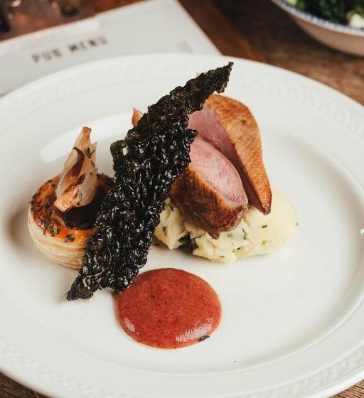 בית מלון כפרי The Five Bells Inn