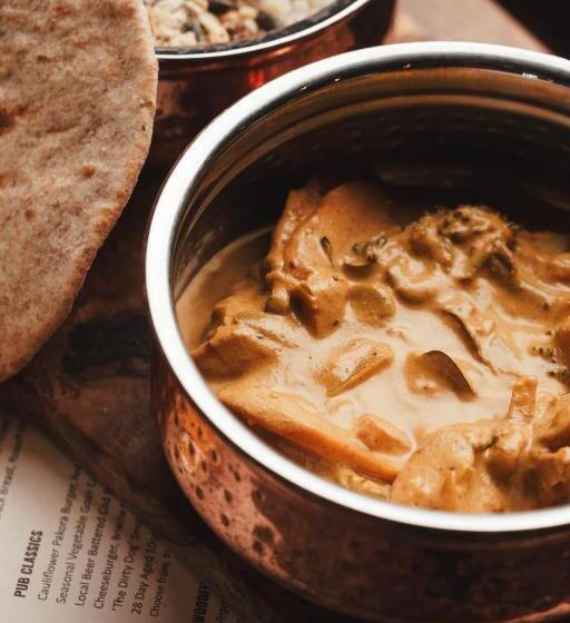 בית מלון כפרי The Five Bells Inn