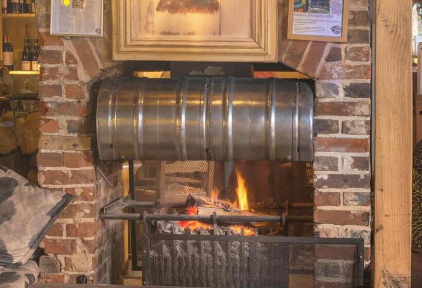 בית מלון כפרי The Five Bells Inn