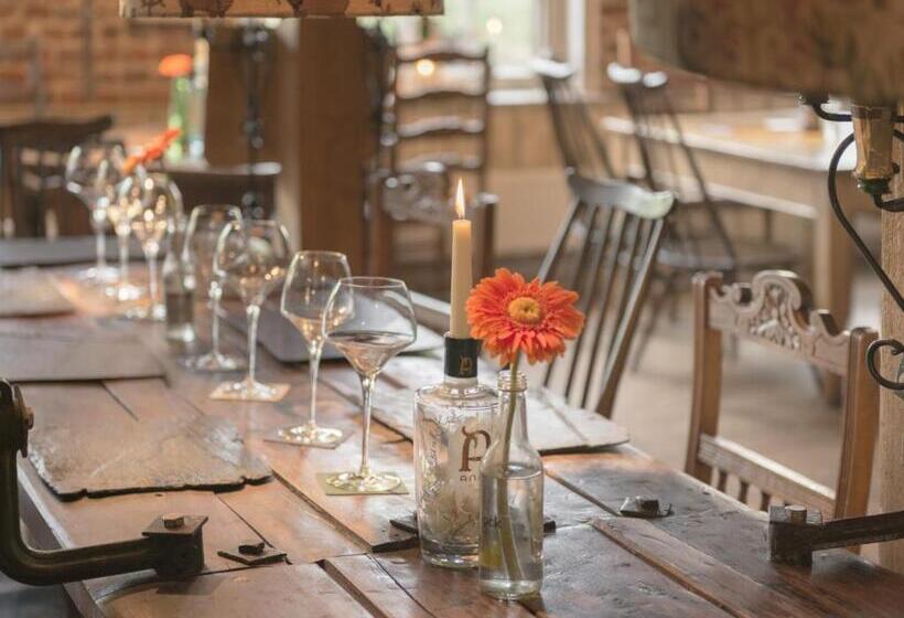 בית מלון כפרי The Five Bells Inn