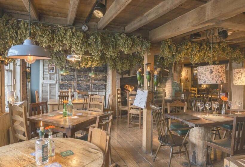 בית מלון כפרי The Five Bells Inn