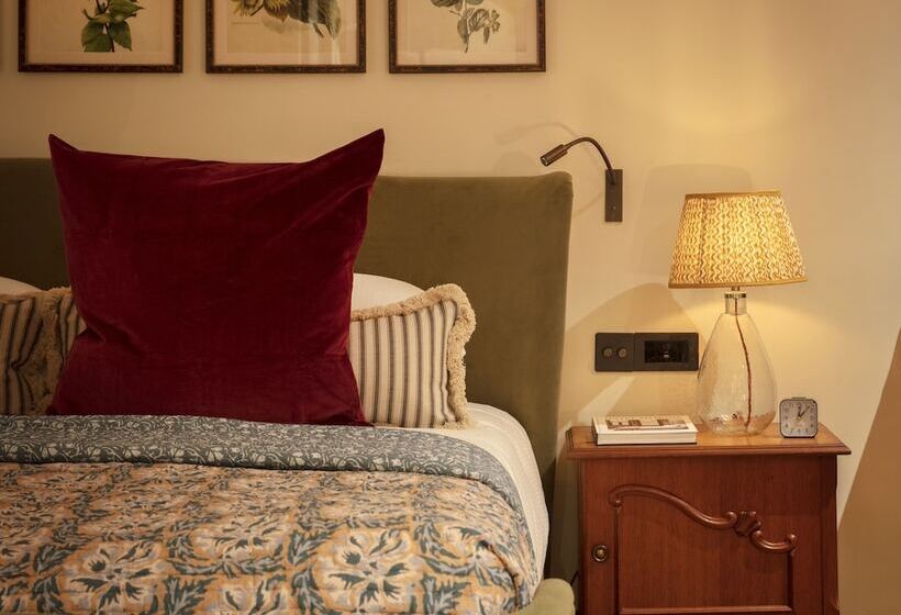 酒店 The Leicester Arms Country Inn