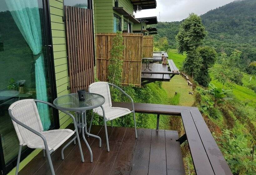 هتل The Proud Green Garden Hill Resort