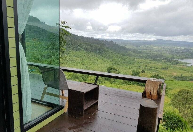 Отель The Proud Green Garden Hill Resort