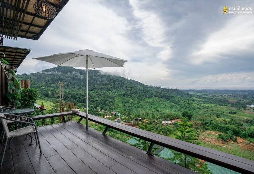 Отель The Proud Green Garden Hill Resort