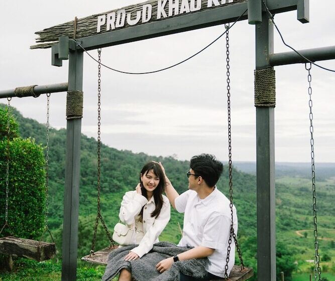 Отель The Proud Green Garden Hill Resort