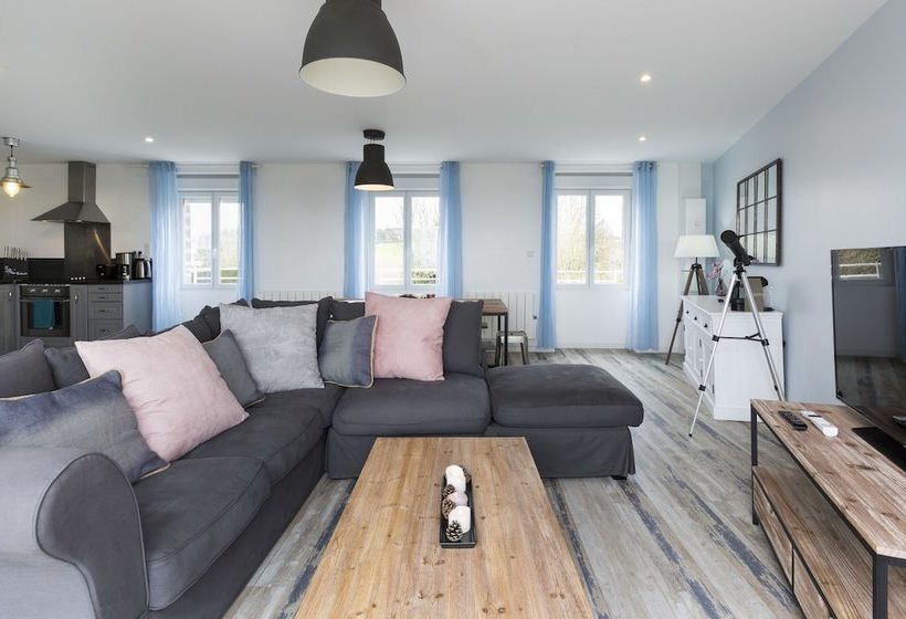 La Terrasse Du Montsaintmichel