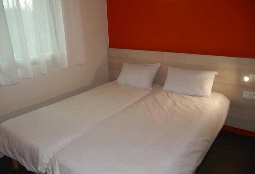 Montempô Apparthôtel Paris Vélizy