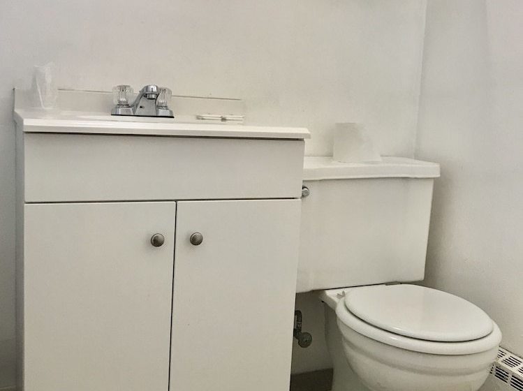 فندق على الطريق The Crest