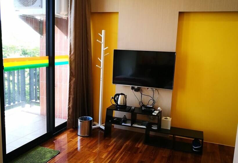 پانسیون 198 Red Hat B&b