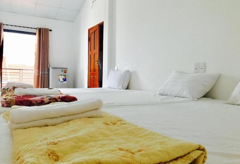 پانسیون Golden Bee Homestay