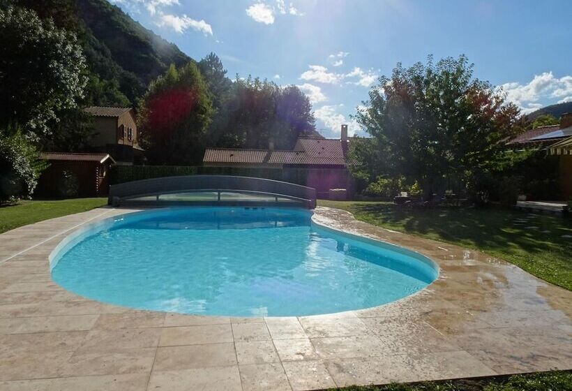 פנסיון Villa Mistral