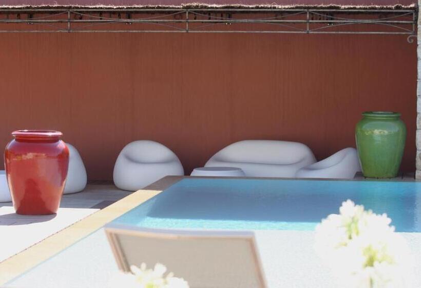 住所  Résidence Catherine