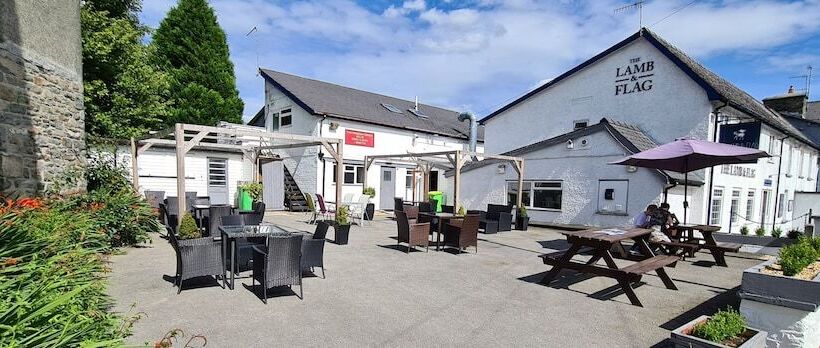 The Lamb And Flag Inn
