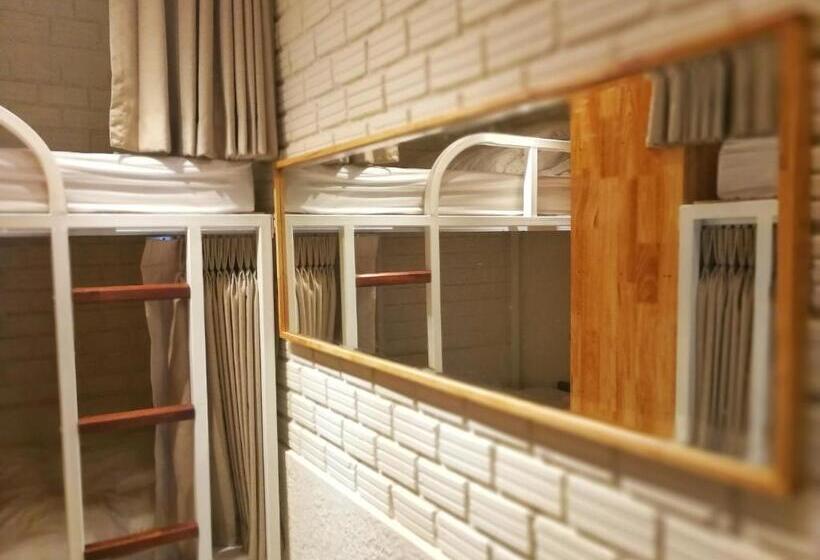 هاستل Silla House