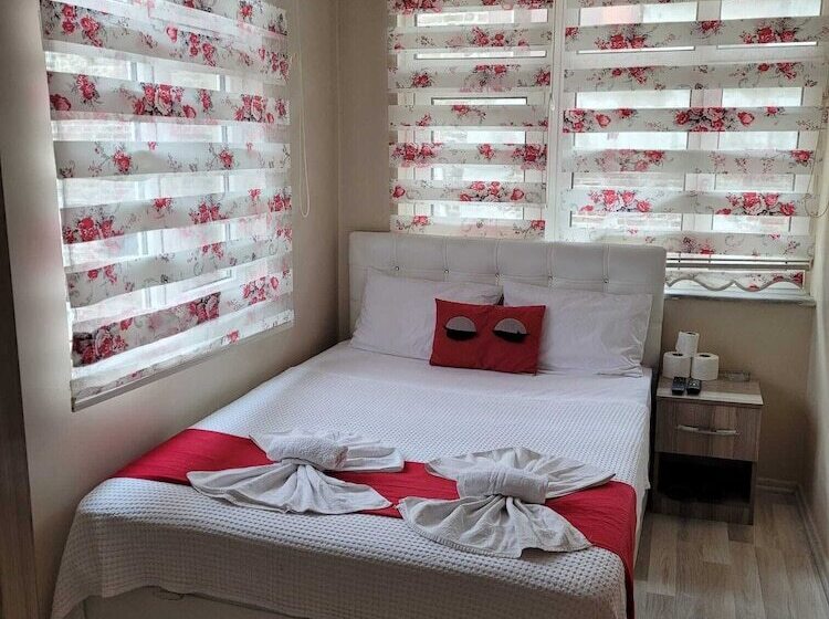 فندق Kristal Pansiyon