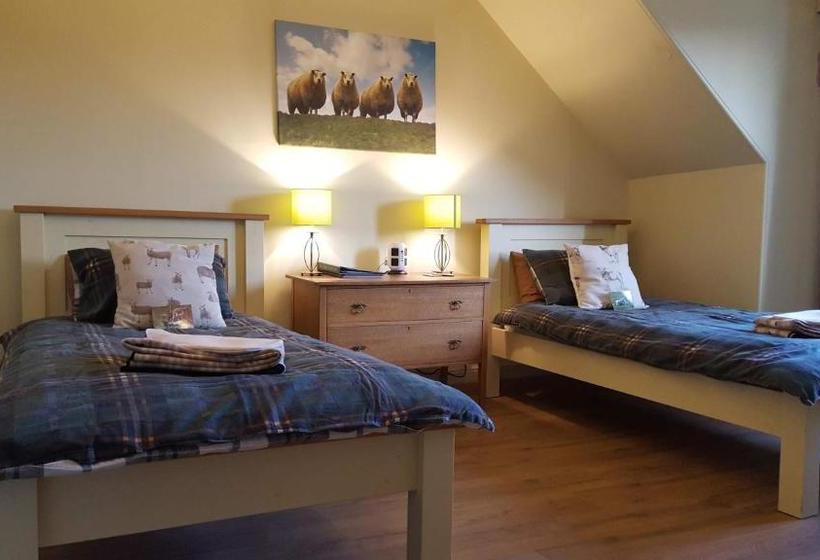 مبيت وإفطار Cruachan Guest House