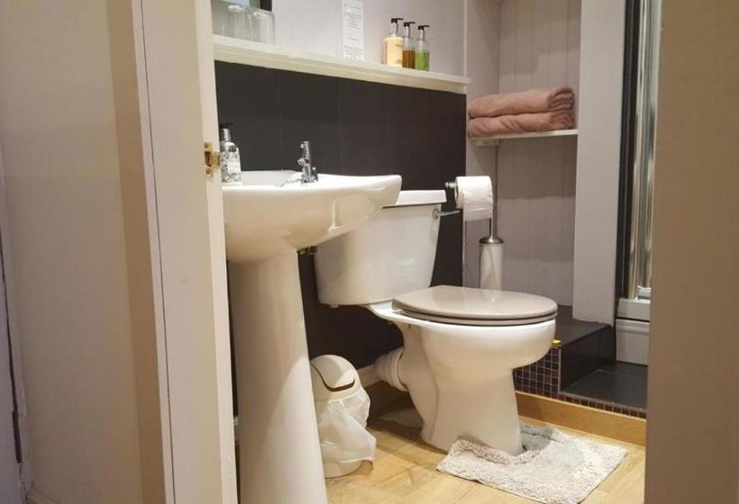 مبيت وإفطار Cruachan Guest House