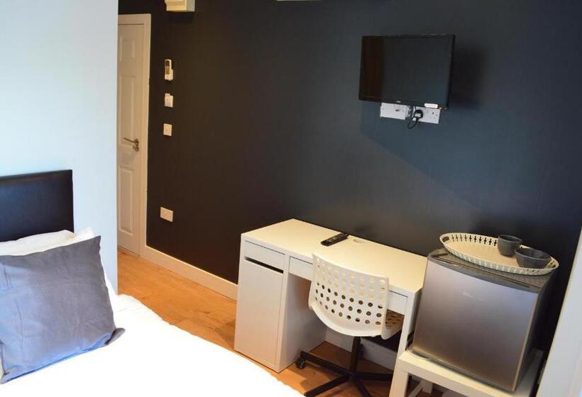 ベッドアンドブレックファースト Bell Gate House