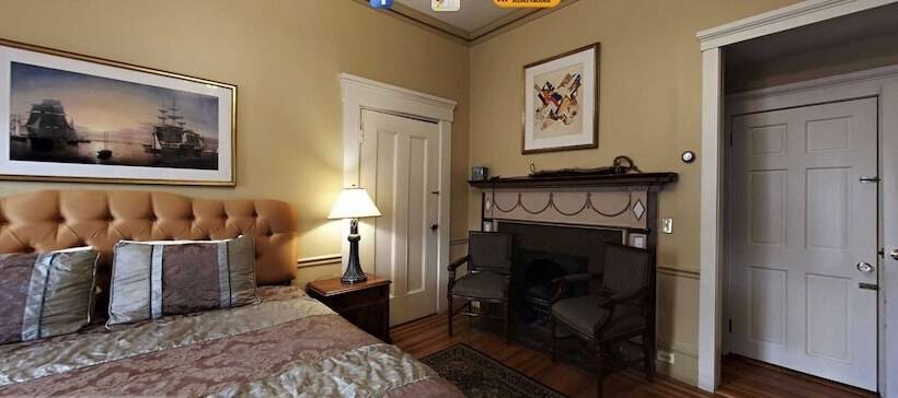 Bed and Breakfast Bellevue House