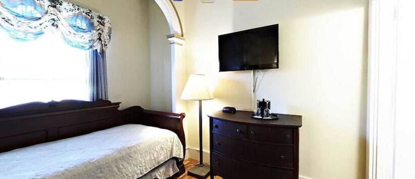 Bed and Breakfast Bellevue House