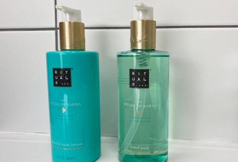 Brightham House Boutique B&b   Adults Only