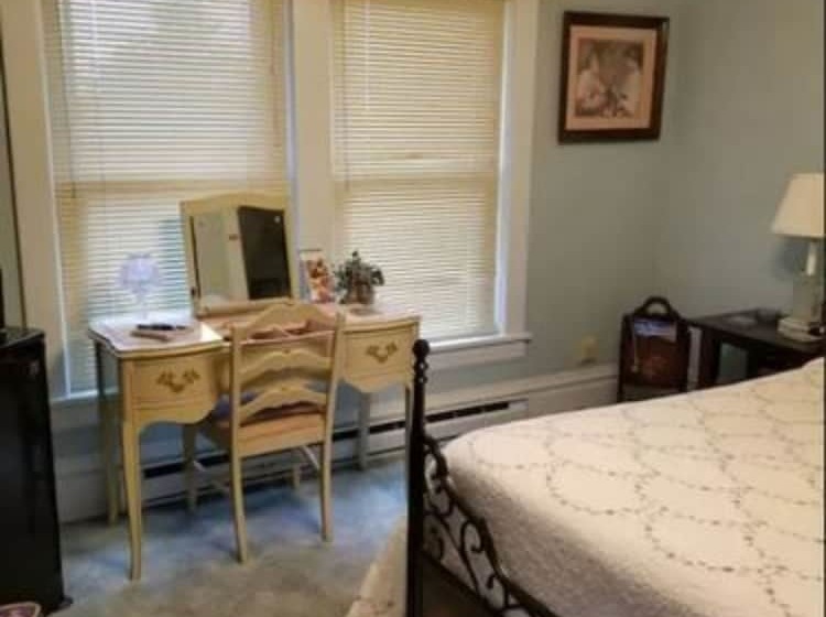 住宿加早餐 J. Paule's Fenn Inn