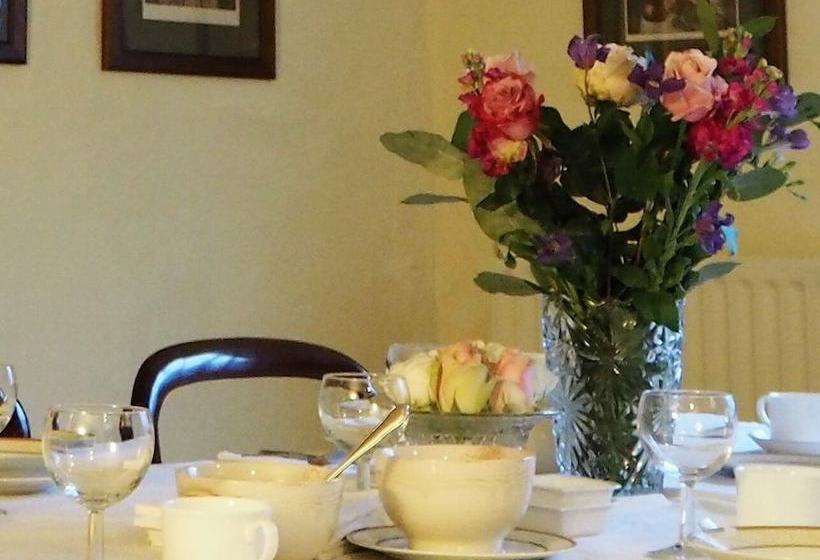 Nightingale Cottage Bed And Breakfast