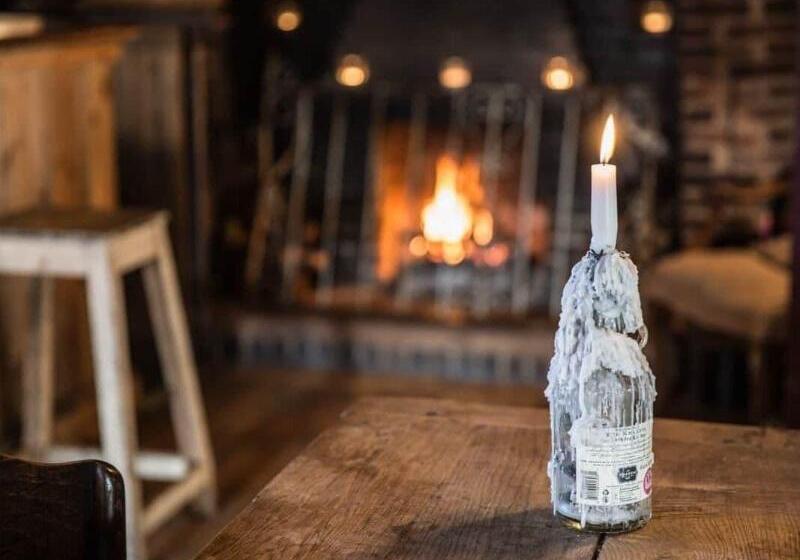 住宿加早餐  The Woolpack