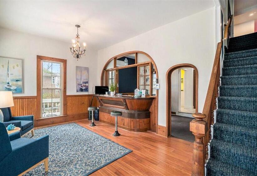 مبيت وإفطار Waters View Inn