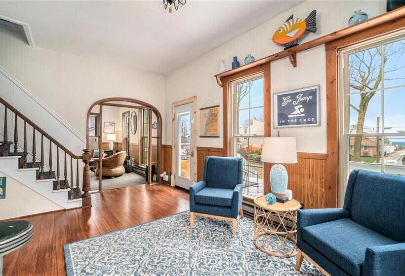 مبيت وإفطار Waters View Inn