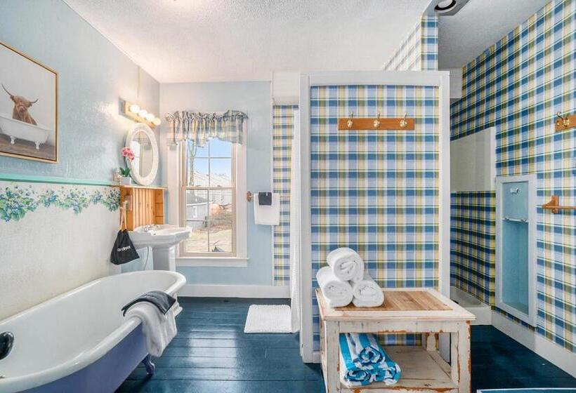 مبيت وإفطار Waters View Inn