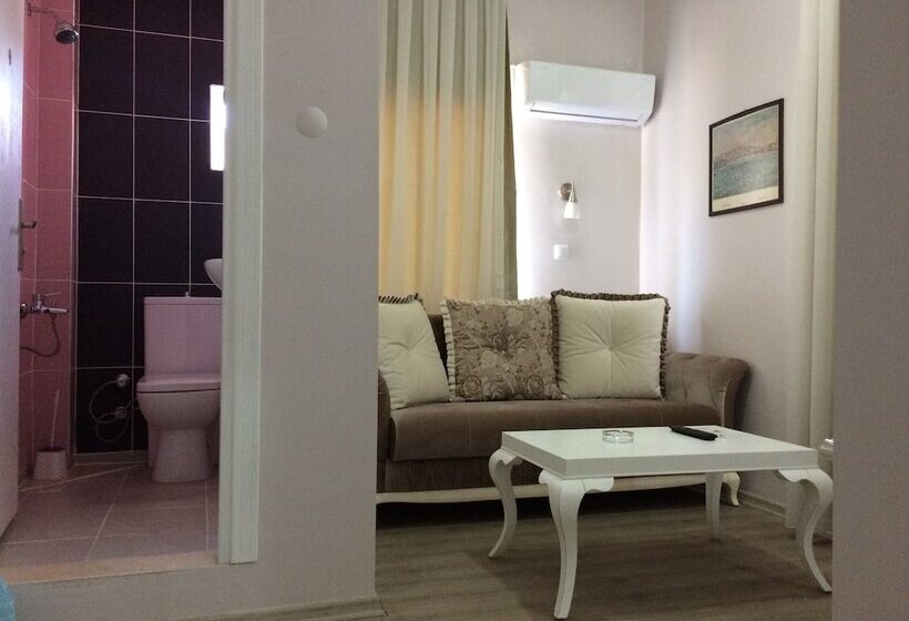 Burhaniye Merkez Otel