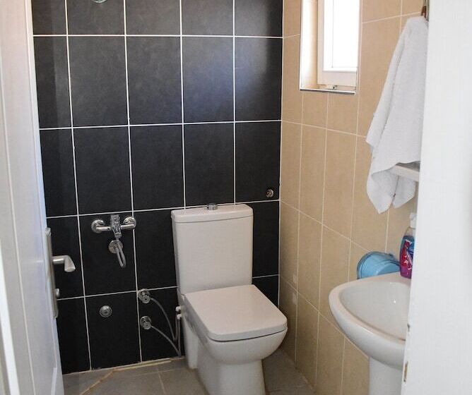 Burhaniye Merkez Otel