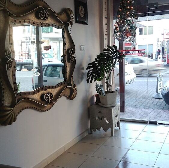 Burhaniye Merkez Otel