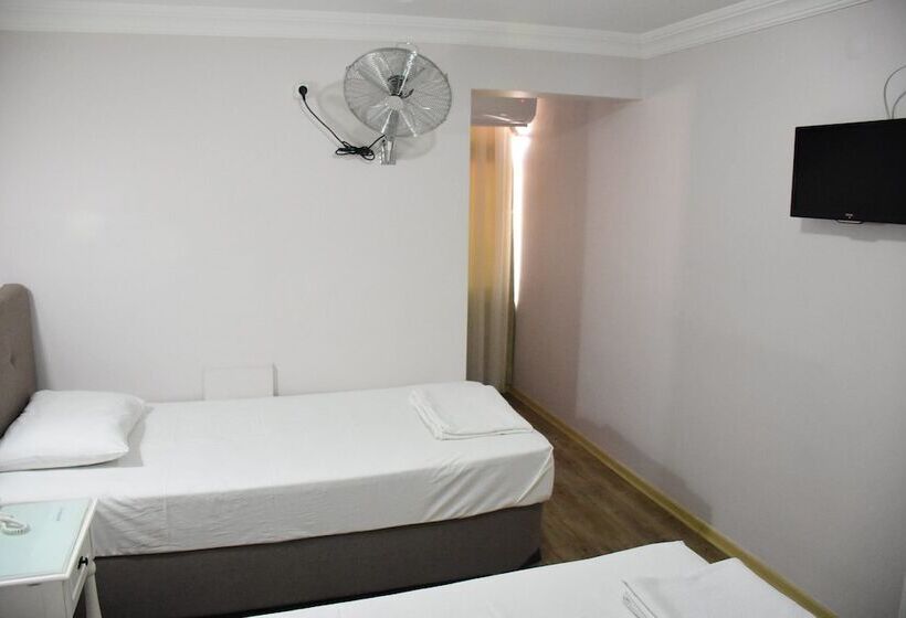 Burhaniye Merkez Otel