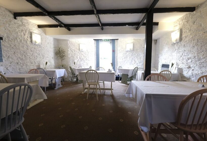 Heathcliff House B&b Exclusively For Adults Free Large Carpark