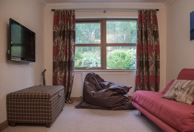 Highland Holiday Homes   Tulloch Ard