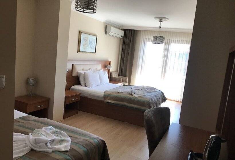簡易ホテル Emin Butik Otel Amasra