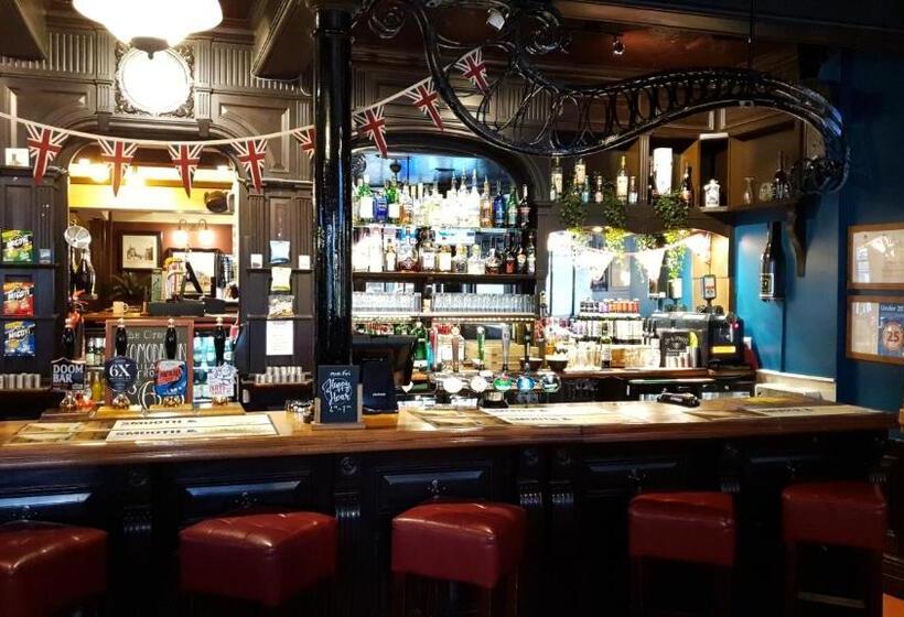 فندق فئة نجمة واحدة The Grapes Pub